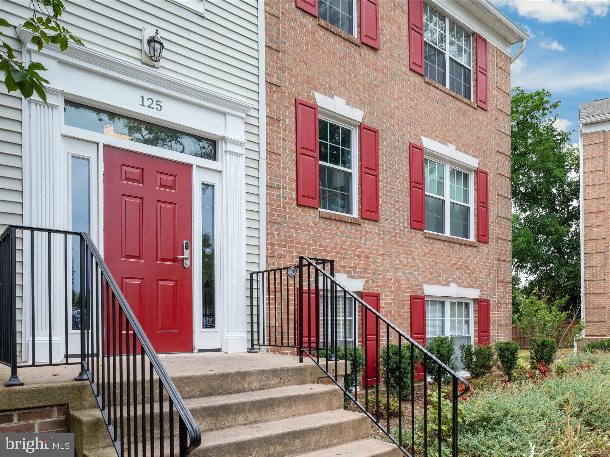 125 Fort Evans Road Southeast, Unit F Leesburg, VA 20175 - Photo 18 of 19 BY1A1763_125 Fort Evans Rd SE - Absolute Altitude