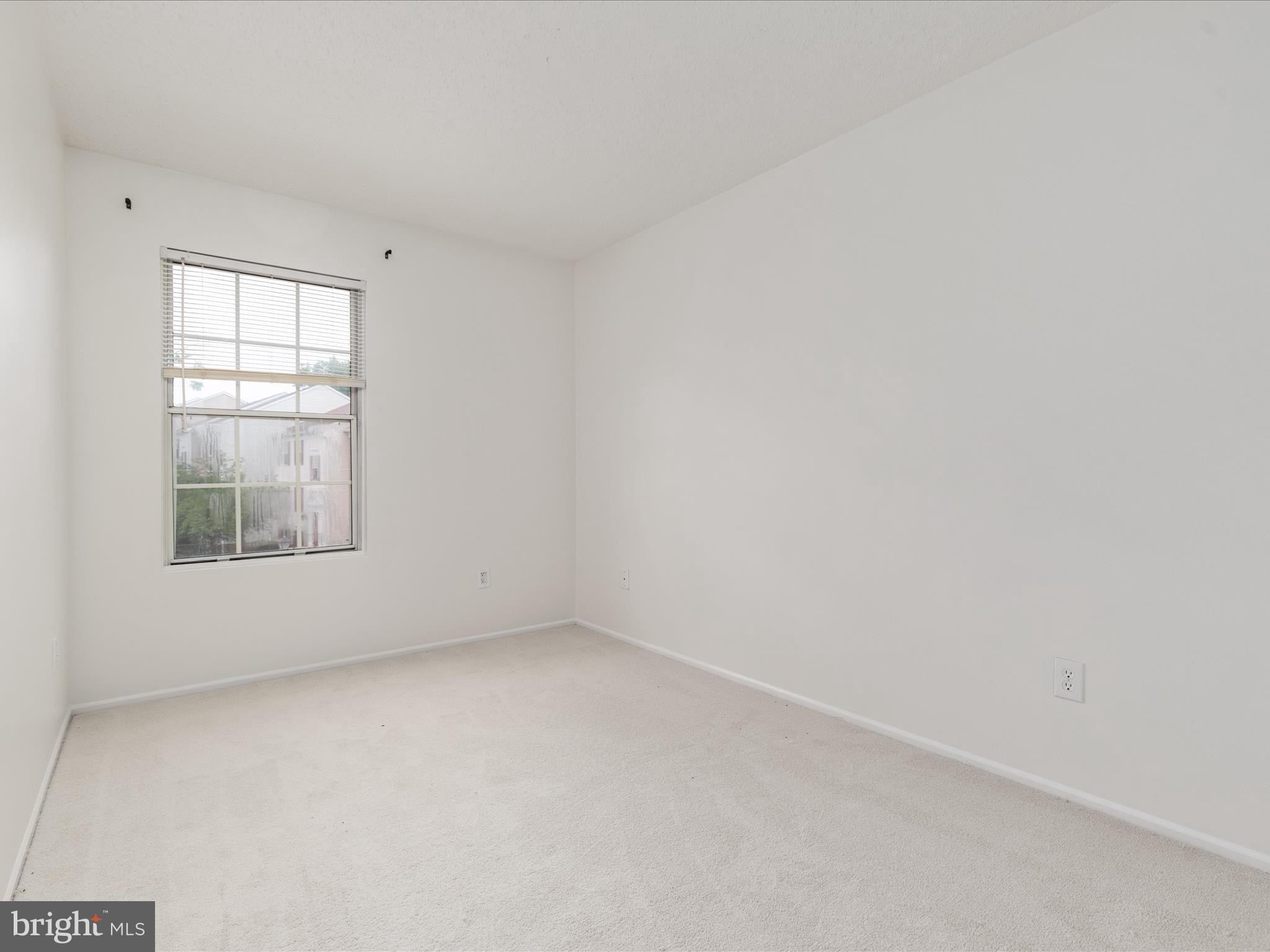 125 Fort Evans Road Southeast, Unit F Leesburg, VA 20175 - Photo 10 of 19 BY1A1770_125 Fort Evans Rd SE - Absolute Altitude