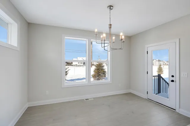 $4,000 | 10274 Arrowwood Path, Woodbury, MN 55129