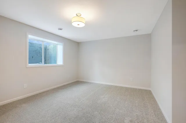 $4,000 | 10274 Arrowwood Path, Woodbury, MN 55129