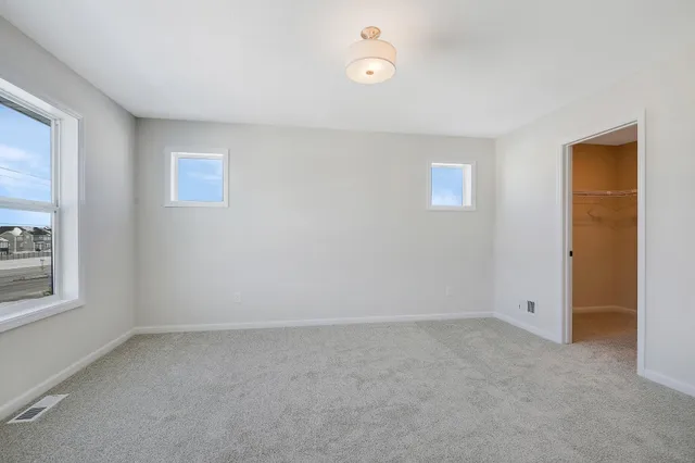 $4,000 | 10274 Arrowwood Path, Woodbury, MN 55129