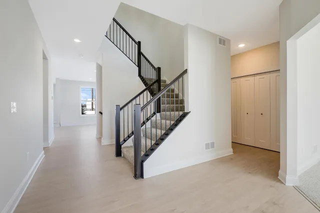 $4,000 | 10274 Arrowwood Path, Woodbury, MN 55129