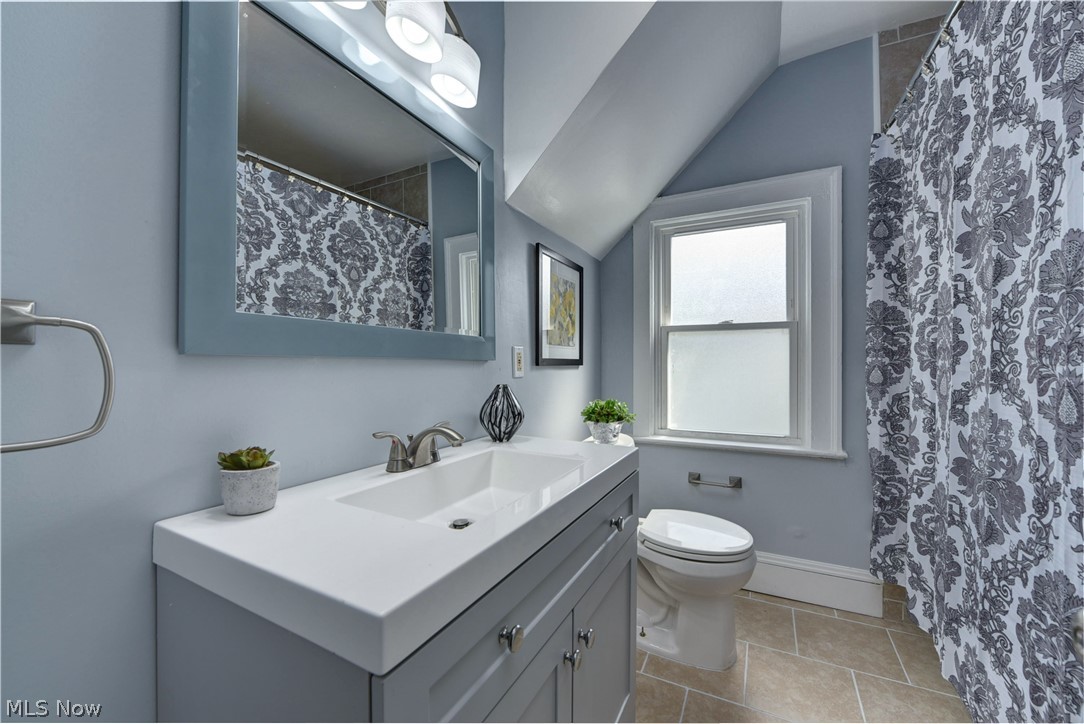 3139 Yorkshire Road Cleveland, OH 44118 - Photo 24 of 30 Gallery Image 24