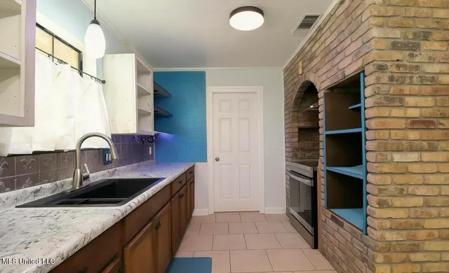 $189,000 | 123 Tennyson Cove, Picayune, MS 39466