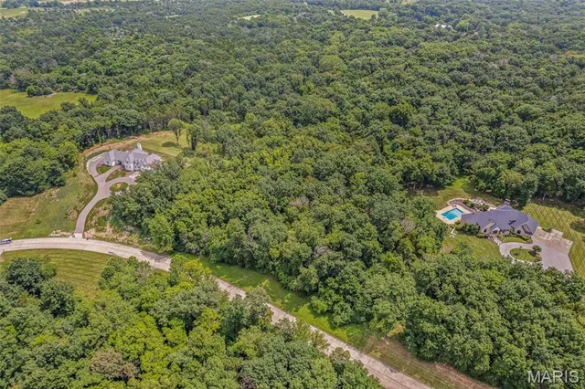 $580,000 | Lot 3 West Arrowhead Lake Drive, Columbia, MO 65203
