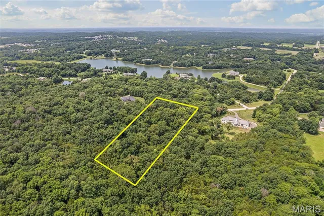 $580,000 | Lot 3 West Arrowhead Lake Drive, Columbia, MO 65203