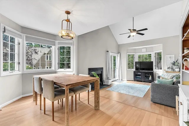 $589,000 | 5 Weybridge Lane, Unit 5, Hopkinton, MA 01748