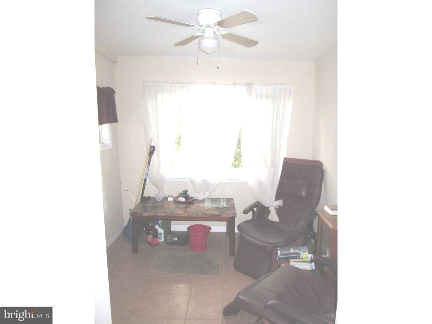 447 Copley Road Upper Darby, PA 19082 - Photo 4 of 12 Enclosed Porch