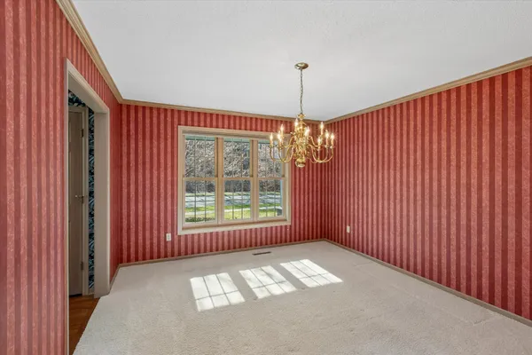 $599,900 | 1001 Walden Court, Burnsville, MN 55337