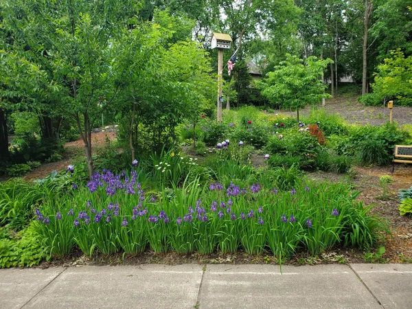 $599,900 | 1001 Walden Court, Burnsville, MN 55337