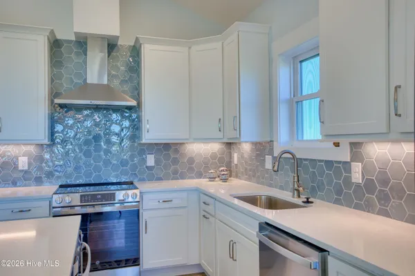 $1,524,750 | 117 Lacosta Place, North Topsail Beach, NC 28460