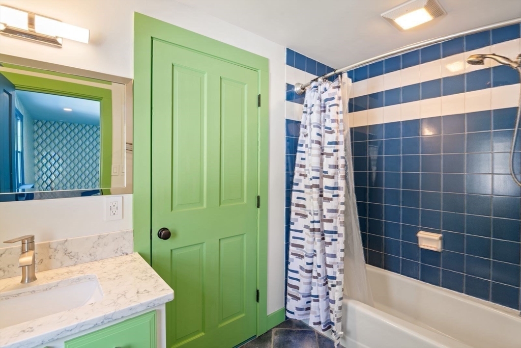 2 Spingler Way Hamilton, MA 01982 - Photo 35 of 40 a bathroom with a sink a toilet and a bathtub