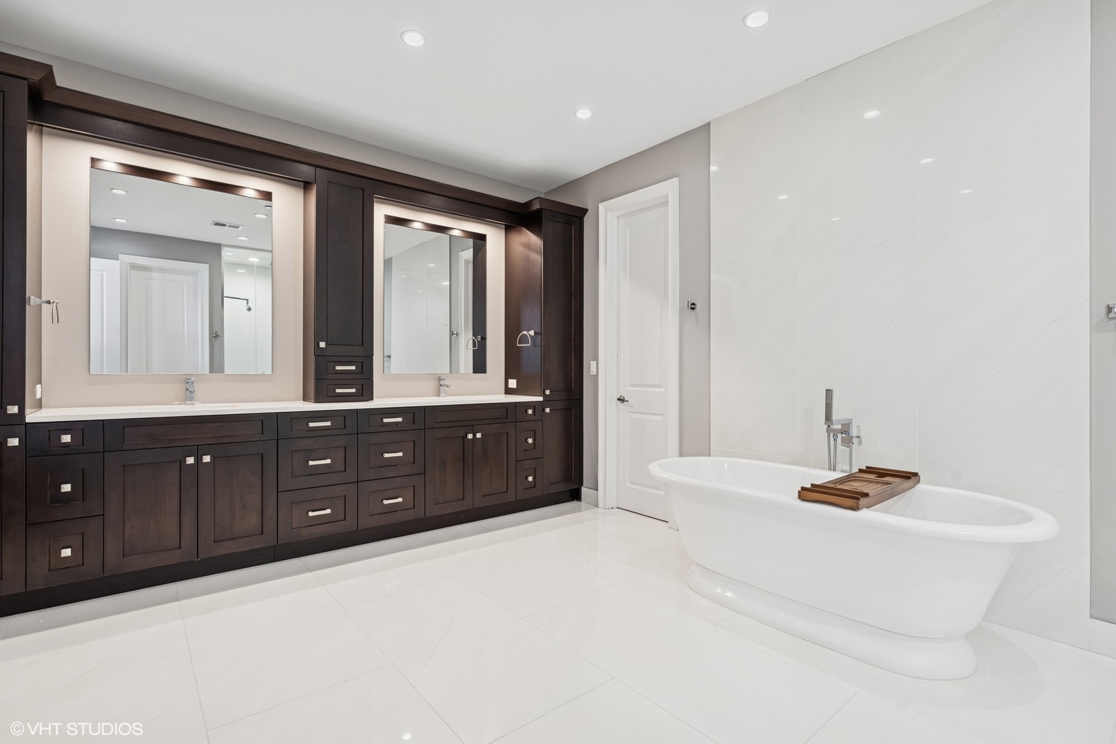 20 North Loomis Street, Unit A Chicago, IL 60607 - Photo 19 of 47