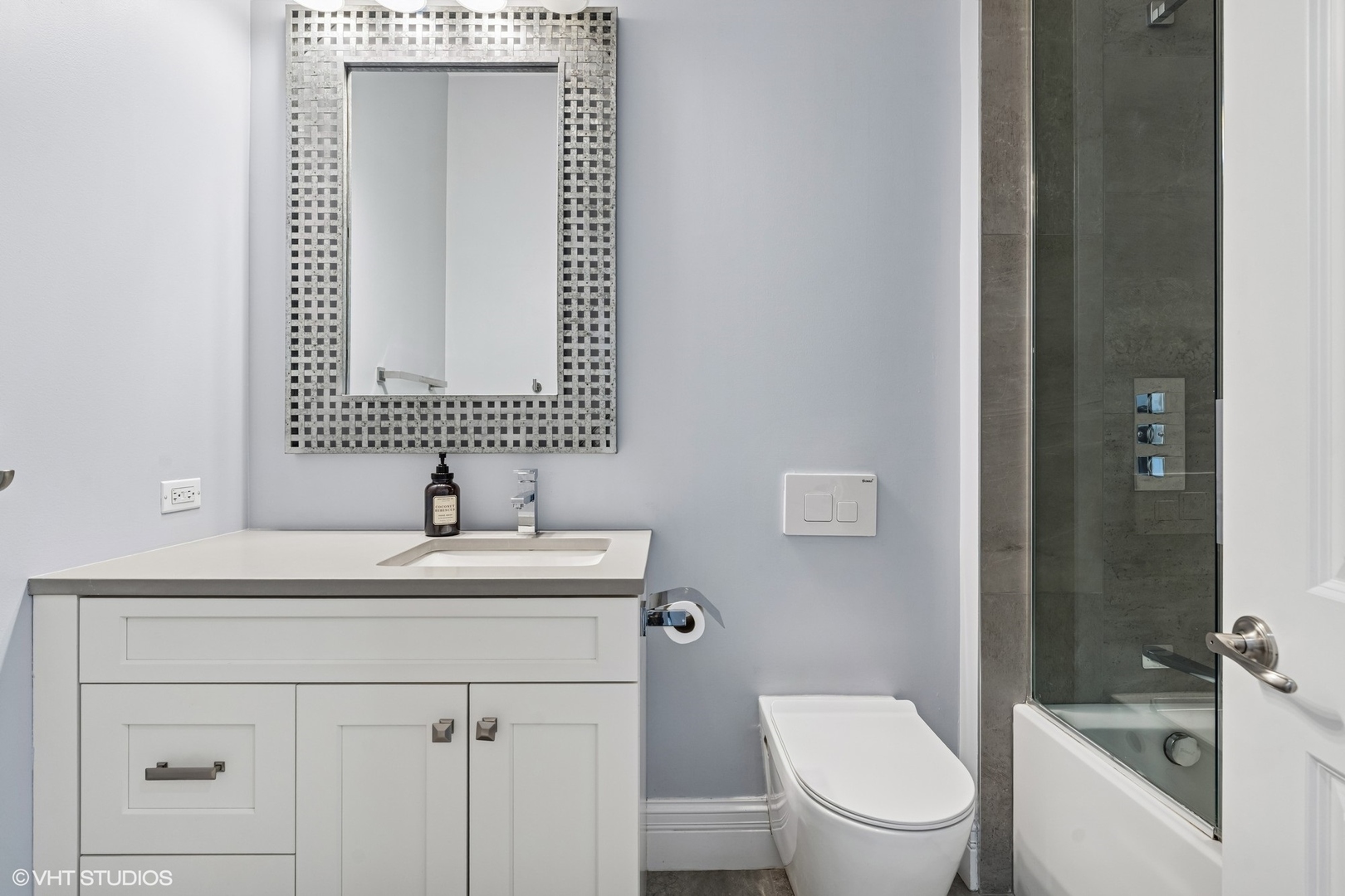 20 North Loomis Street, Unit A Chicago, IL 60607 - Photo 29 of 47