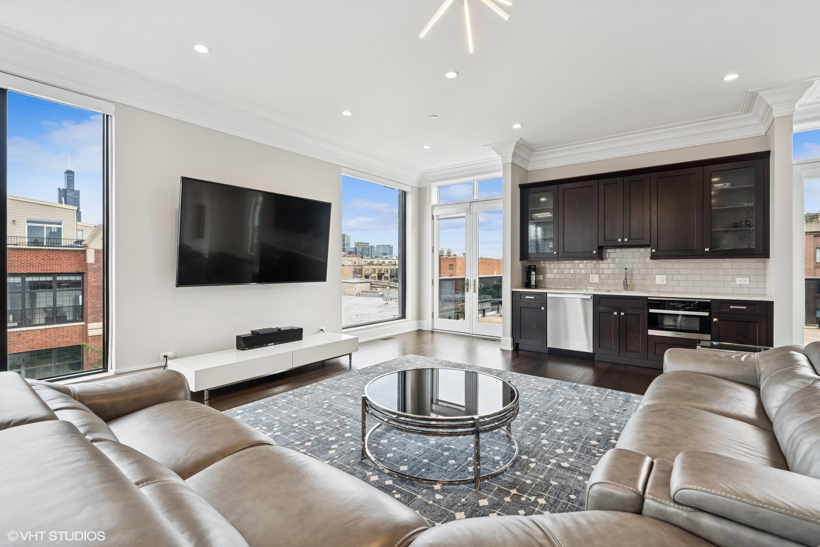 20 North Loomis Street, Unit A Chicago, IL 60607 - Photo 33 of 47