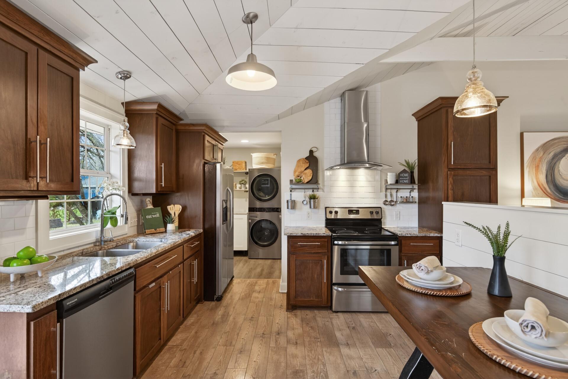 5330 Manitou Road Tonka Bay, MN 55331 - Photo 21 of 71