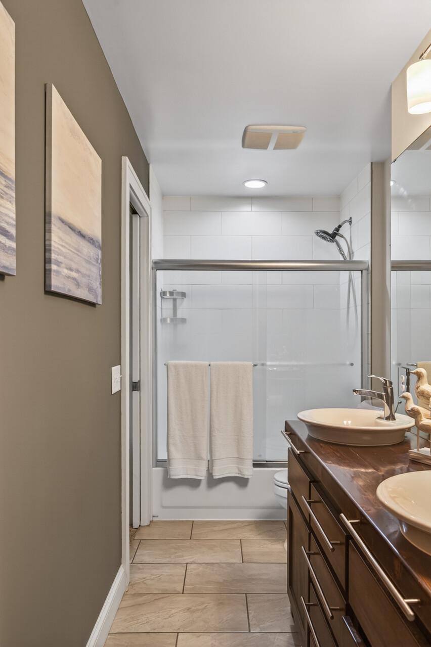 5330 Manitou Road Tonka Bay, MN 55331 - Photo 25 of 71