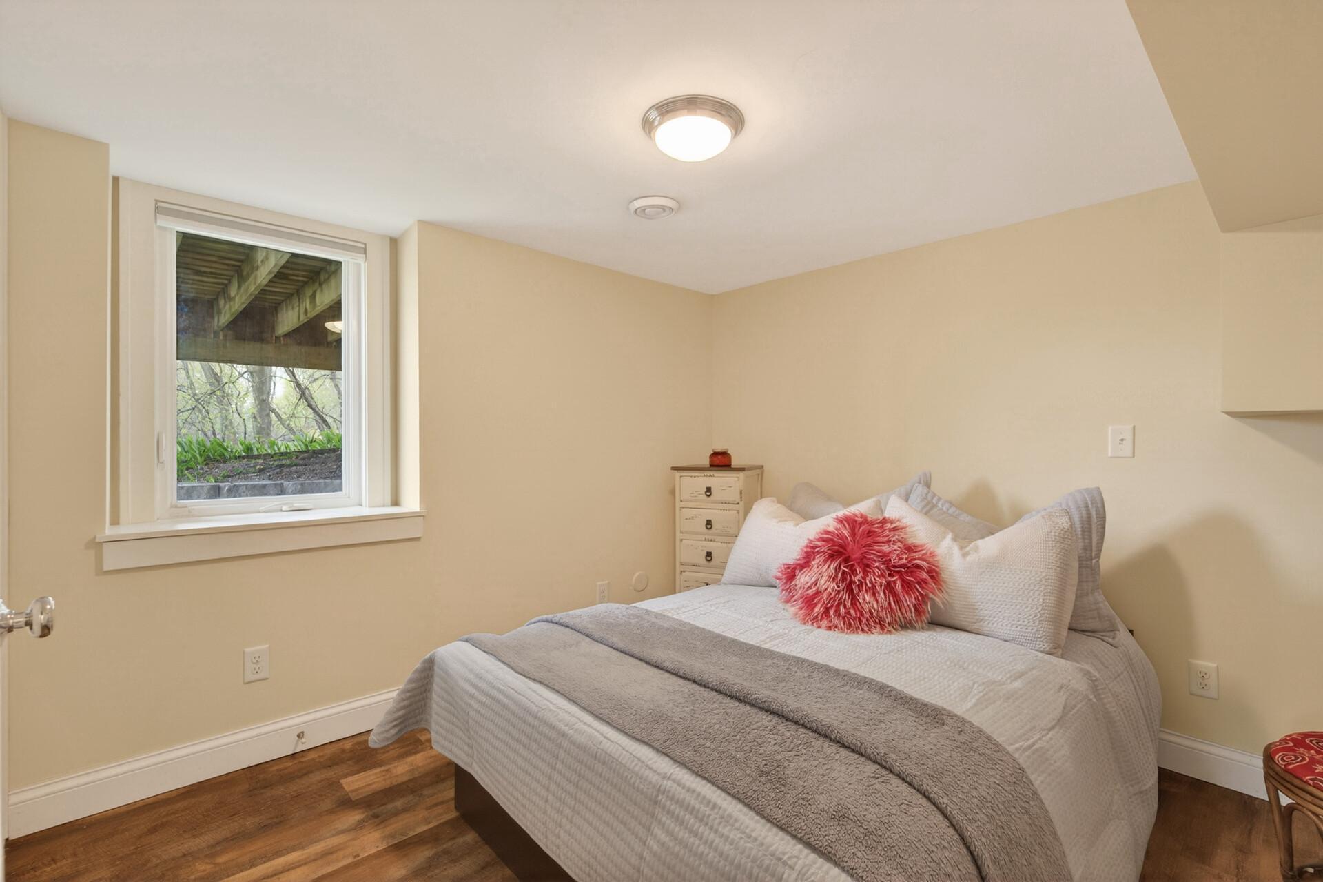 5330 Manitou Road Tonka Bay, MN 55331 - Photo 38 of 71