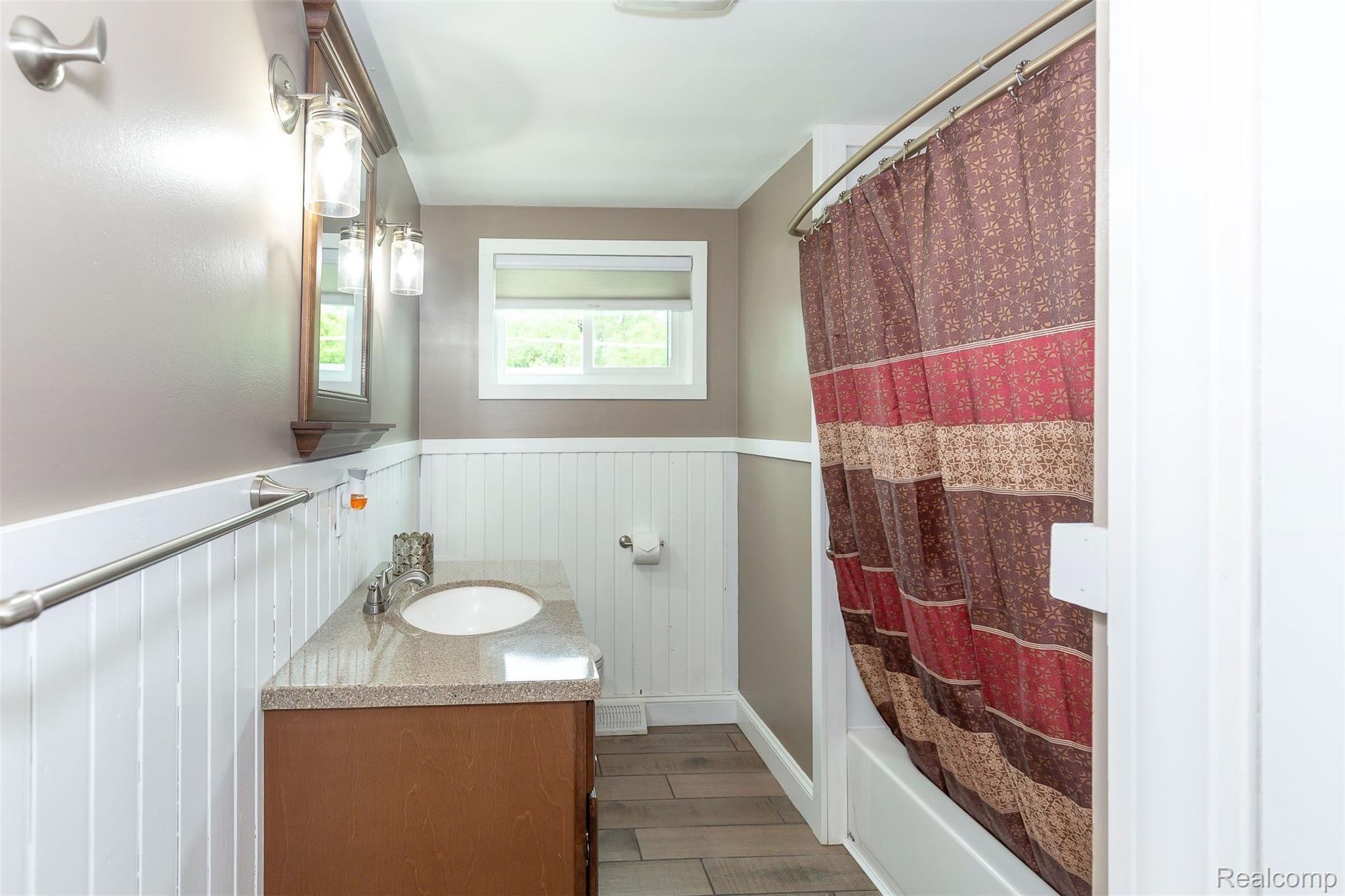 650 Munger Road Holly, MI 48442 - Photo 12 of 47 592A8269.jpg