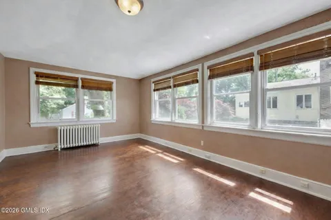 $1,495,000 | 52 Center Drive, Old Greenwich, CT 06870