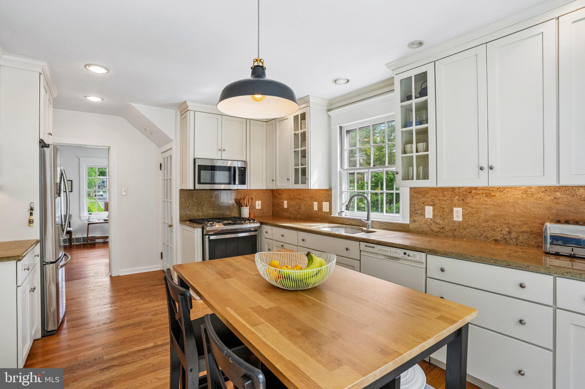 650 Maple Avenue Haddonfield, NJ 08033 - Photo 13 of 31 Bright and inviting modern kitchen.