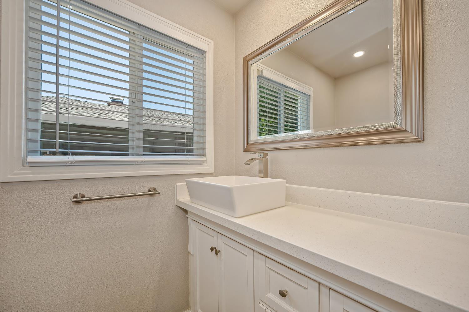 3256 Strevel Way Sacramento, CA 95821 - Photo 25 of 50