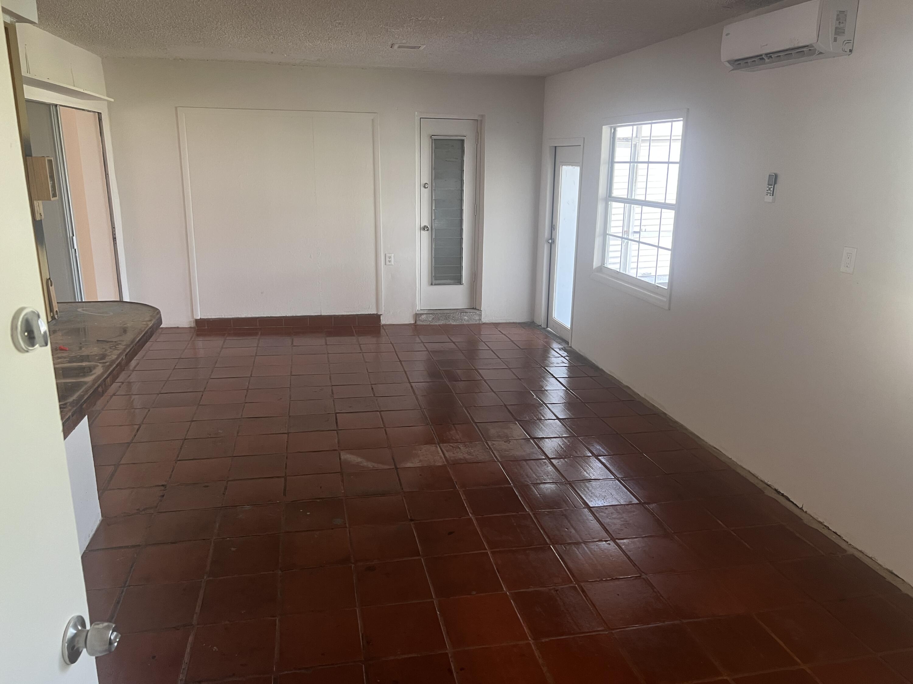 4004 East Shore Road Miramar, FL 33023 - Photo 8 of 10 IMG_1680