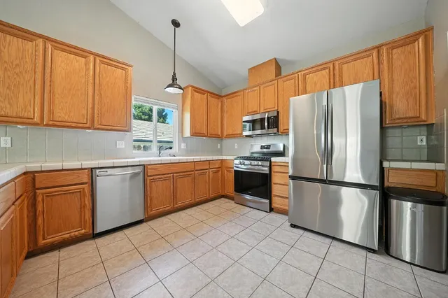 $390,000 | 1021 Mockingbird Hill, Valley Springs, CA 95252