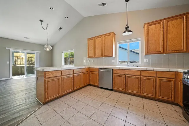 $390,000 | 1021 Mockingbird Hill, Valley Springs, CA 95252