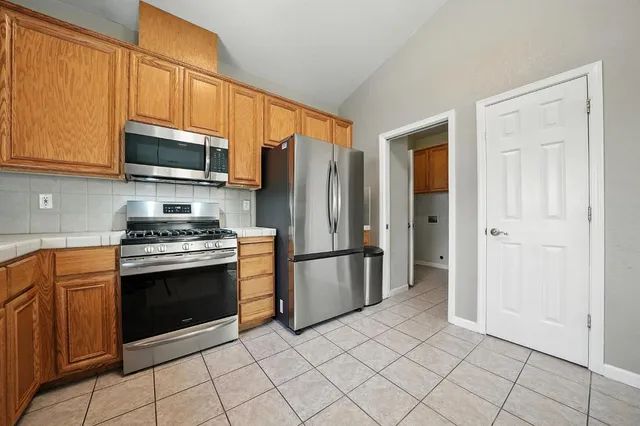 $390,000 | 1021 Mockingbird Hill, Valley Springs, CA 95252