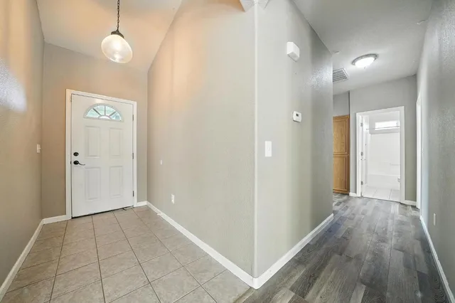 $390,000 | 1021 Mockingbird Hill, Valley Springs, CA 95252