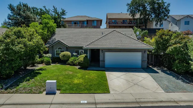 $390,000 | 1021 Mockingbird Hill, Valley Springs, CA 95252