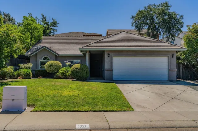$390,000 | 1021 Mockingbird Hill, Valley Springs, CA 95252
