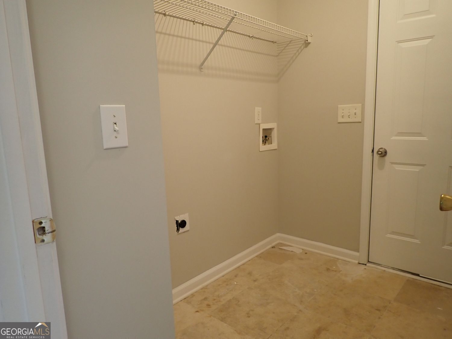 827 Sinclair Way Jonesboro, GA 30238 - Photo 7 of 39 10405109_13.jpg