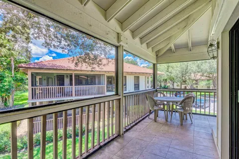 $375,000 | 130 Bracken Wood Road, Palm Beach Gardens, FL 33418