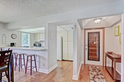 $375,000 | 130 Bracken Wood Road, Palm Beach Gardens, FL 33418