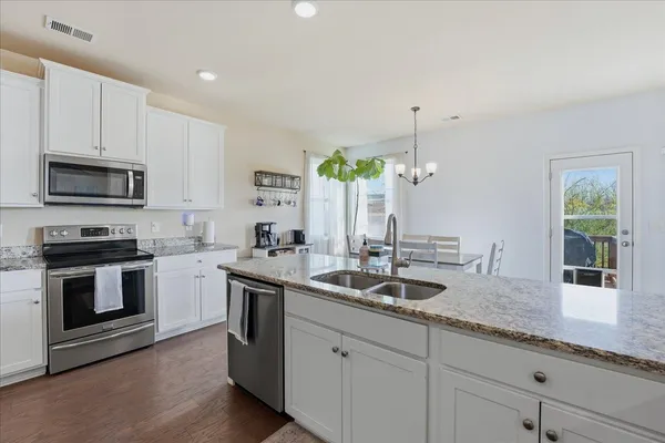 $579,500 | 5020 Kendrick Drive, Spring Hill, TN 37174