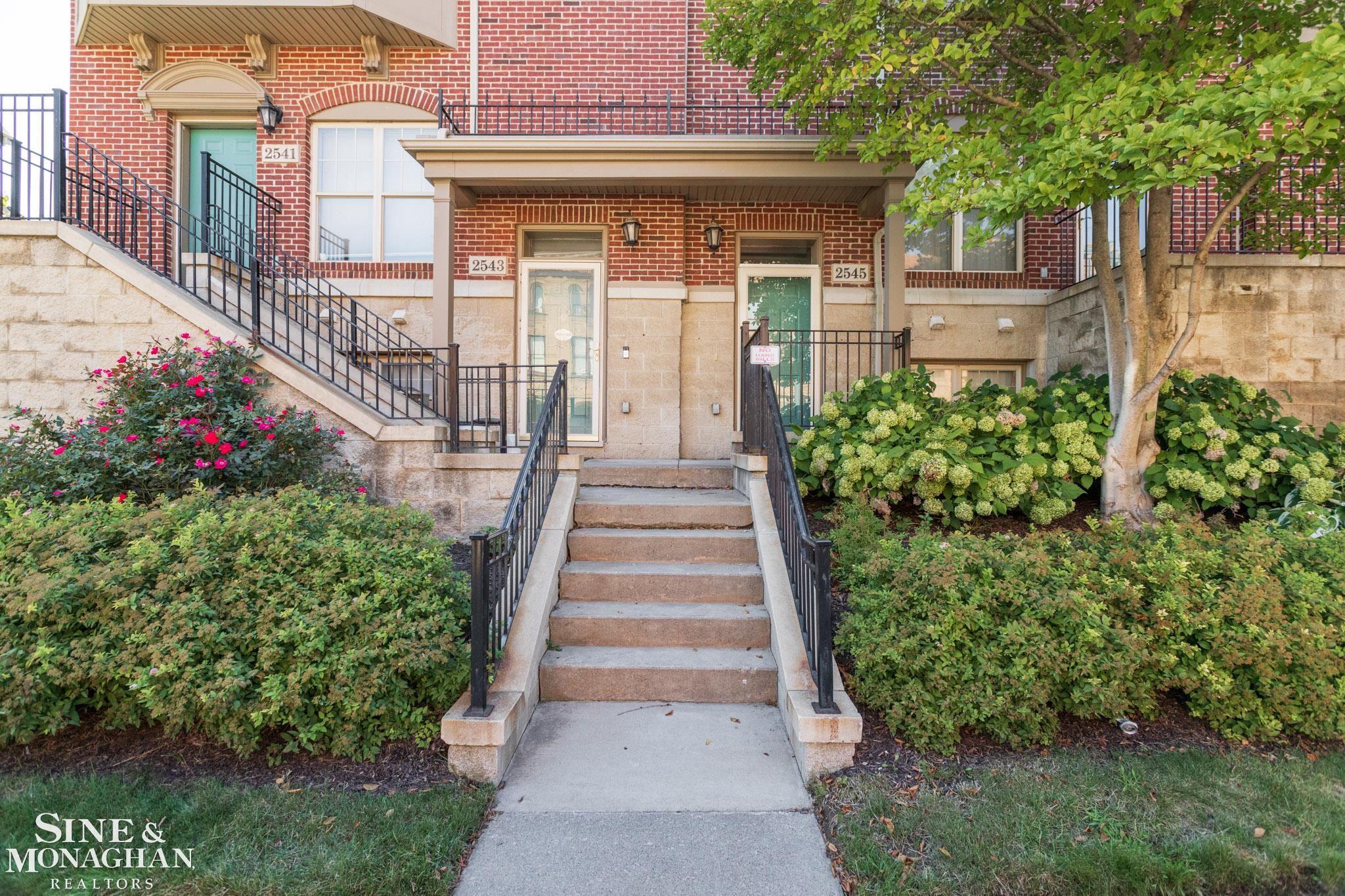 2545 John R Street Detroit, MI 48201 - Photo 2 of 28 Gallery Image 2