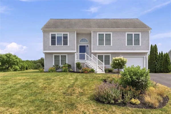 $1,395,000 | 39 Hope Lane, Narragansett, RI 02882