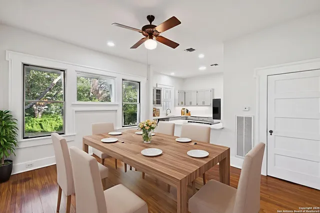 $2,200 | 233 May Street, Castroville, TX 78009