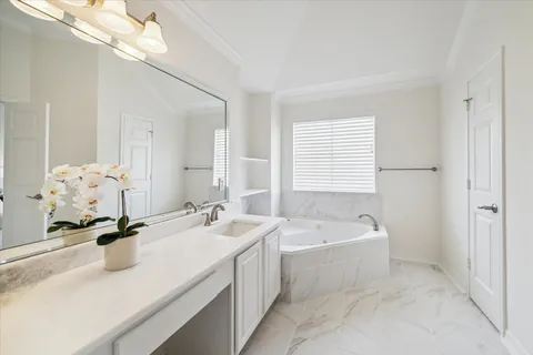 $485,000 | 909 Reinicke Street, Houston, TX 77007