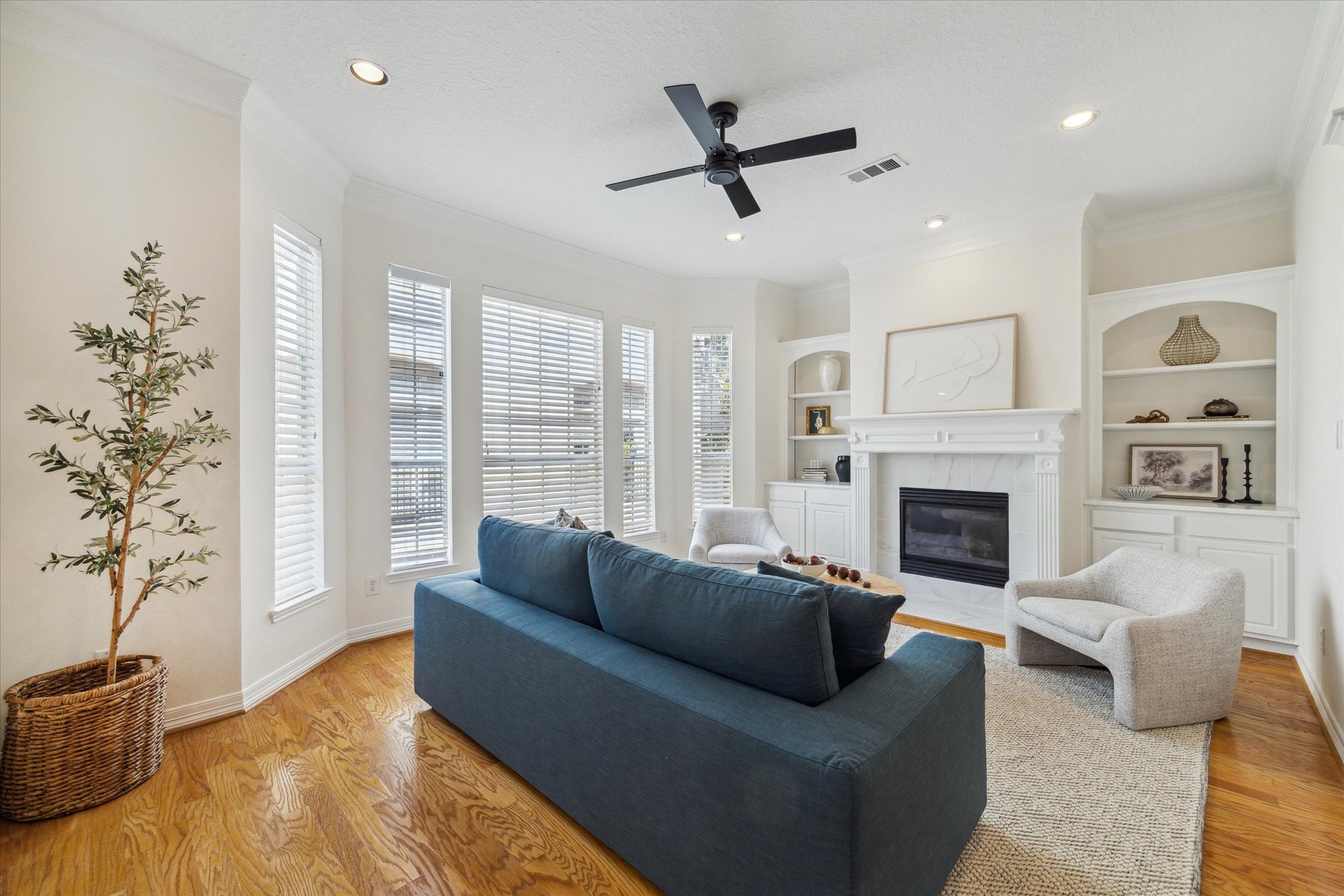 909 Reinicke Street Houston, TX 77007 - Photo 4 of 19