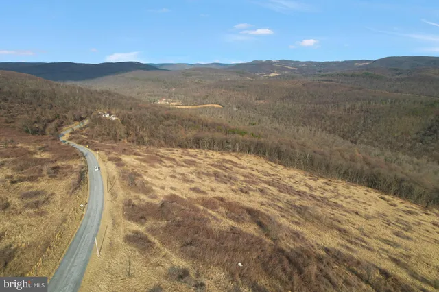 $749,000 | 14600 Williams Road Southeast, Cumberland, MD 21502