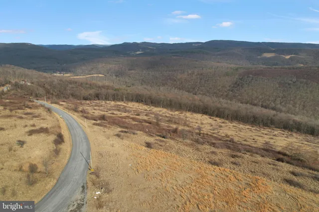 $749,000 | 14600 Williams Road Southeast, Cumberland, MD 21502