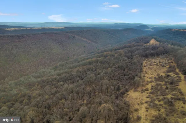 $749,000 | 14600 Williams Road Southeast, Cumberland, MD 21502