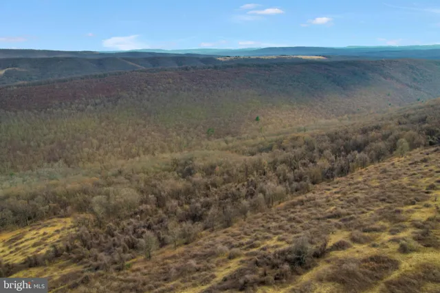 $749,000 | 14600 Williams Road Southeast, Cumberland, MD 21502