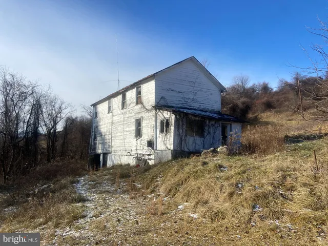 $749,000 | 14600 Williams Road Southeast, Cumberland, MD 21502