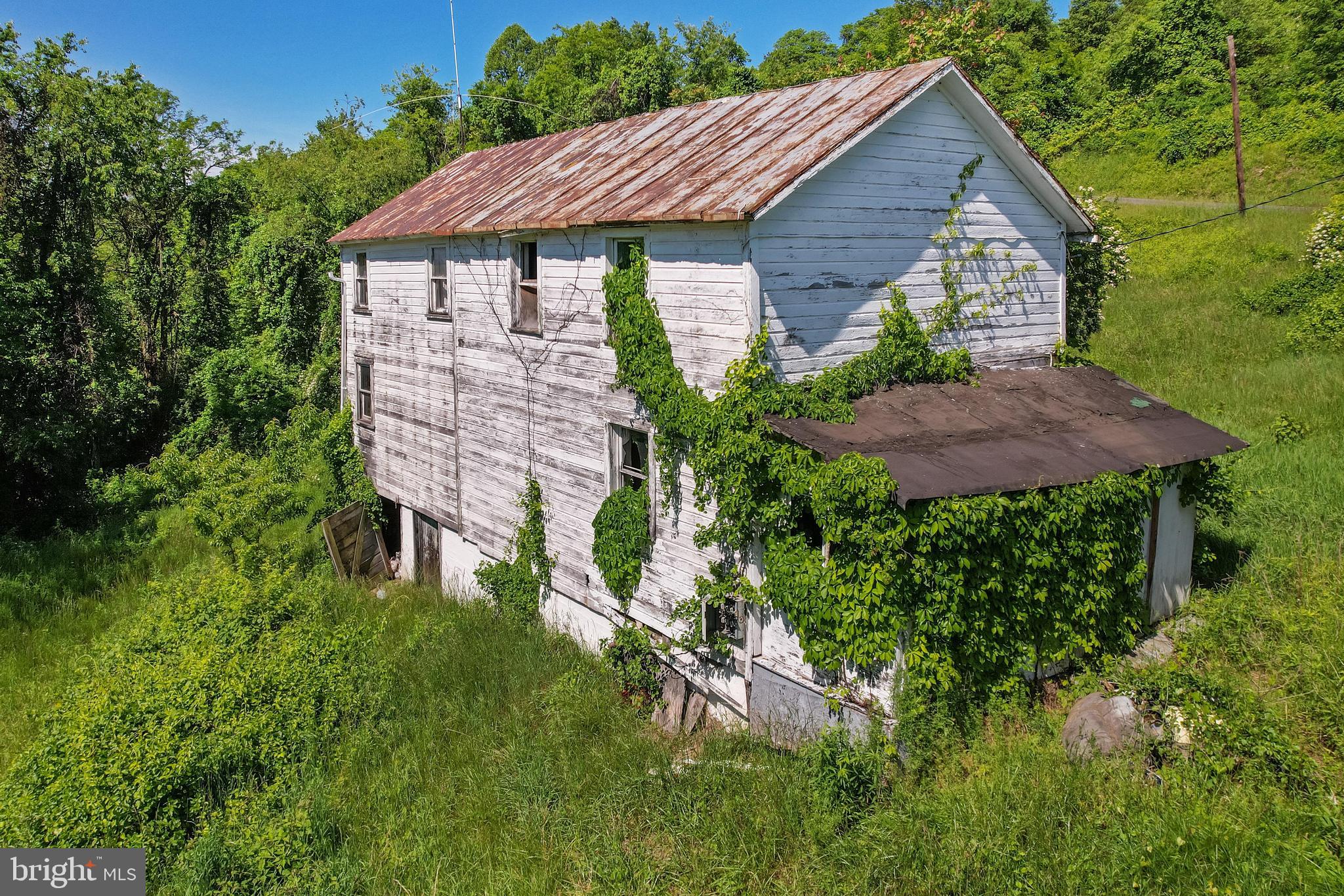 14600 Williams Road Southeast Cumberland, MD 21502 - Photo 9 of 108