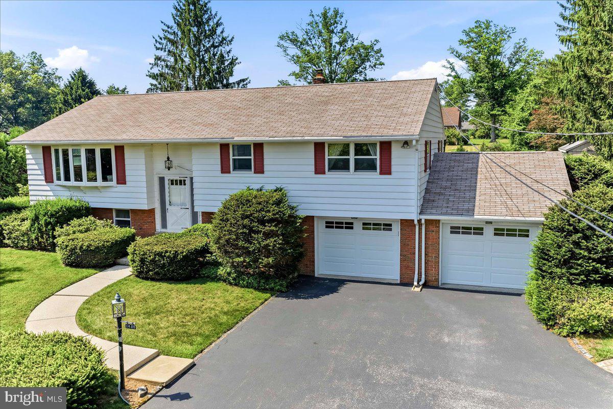 1400 East Keller Road Pottstown, PA 19465 - Photo 1 of 47