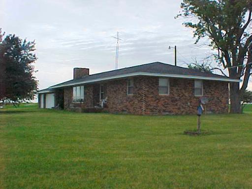 2176 East 1125th Road Ottawa, IL 61350 - Photo 1 of 1